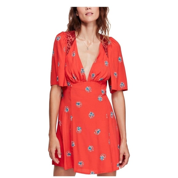 Free People mockingbird mini dress red flower open tie back shirt women’s sz 10 - Picture 1 of 10